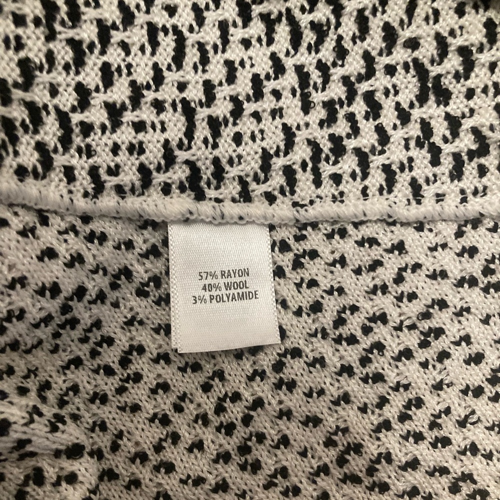 ST. JOHN π€ Wool Pattern Blazer - Picture 15 of 16